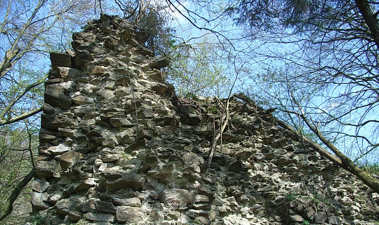 Schmugglerweg Ruine Altjochenstein und Neujochenstein