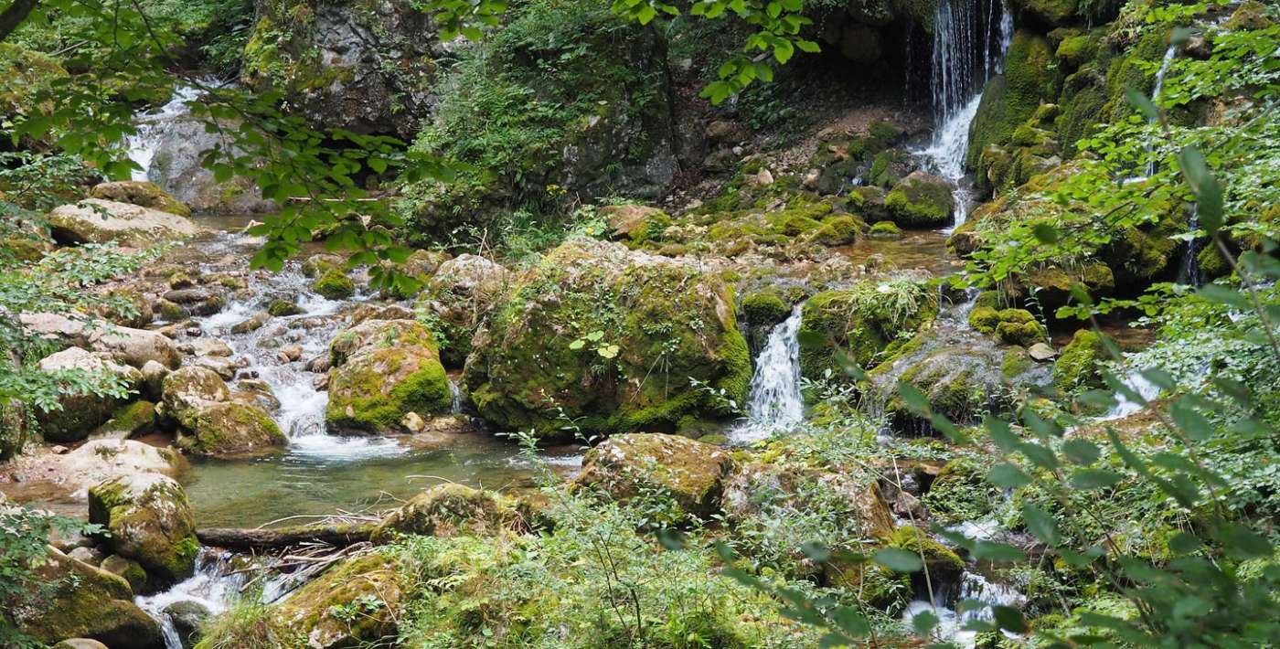 Wildromantische Steinklamm